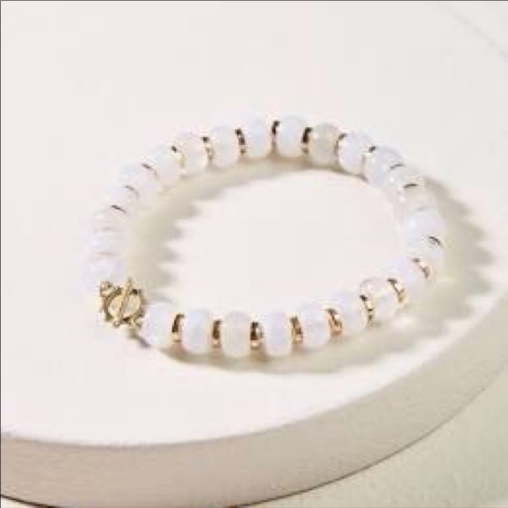 Stella & Dot Bohemian White Stretch Bracelet